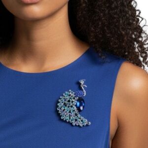 Blue Peacock Rhinestone Brooch – Sparkling Crystal Bird Pin Grandmacore